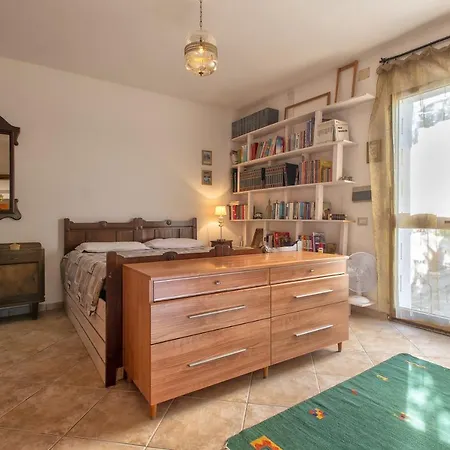 Semesterbostad Casa Rina Sassari